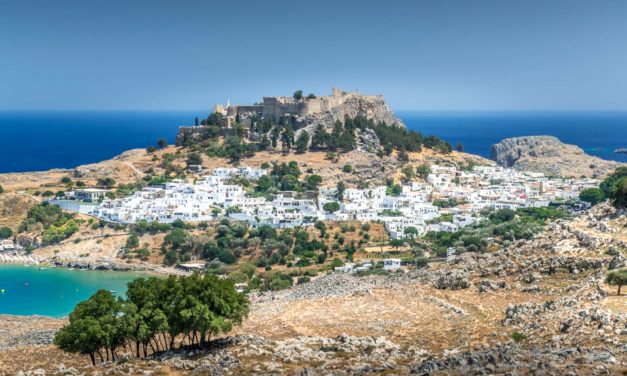 Lindos, son acropole et sa baie